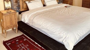Deluxe Tent | Property grounds - Ali Baba Infinity (Moulay Bouzarqtoune)