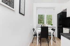 Dining - Comfortable Apartment with Bedroom | Work Space (Gdańsk)