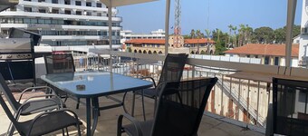 Unique City Hostel 100 meters from Beach