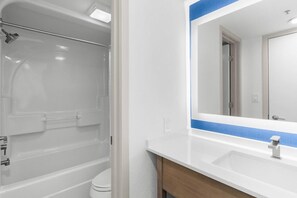 Hair dryer - Elevated Comfort 2 Flr 1Bedroom KSuite Ocean View (Myrtle Beach)
