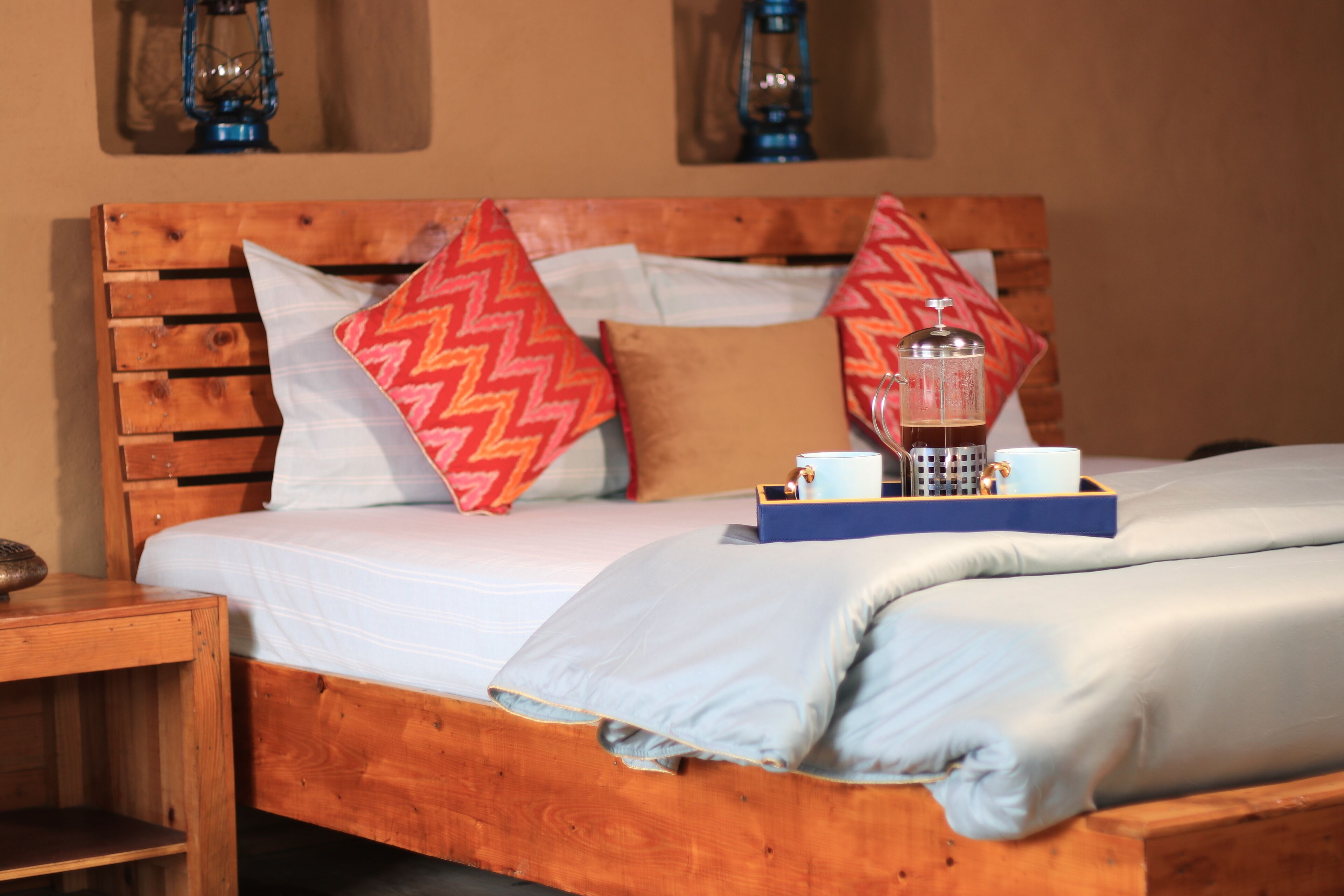 Egyptian cotton sheets, premium bedding, desk, soundproofing