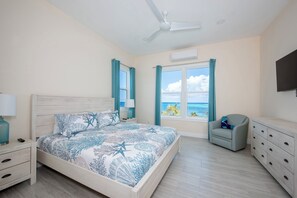 10 bedrooms, free WiFi, bed sheets - Brand New Beachfront Compound w/Pool on Bank (Governors Harbour)