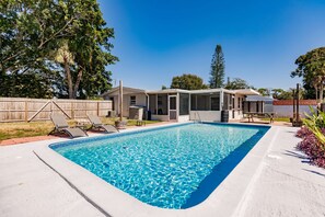 Pool - Bradenton Intercoastal Living - close to beaches (Bradenton)