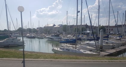 Villa Récente à Semussac (proche de Royan )