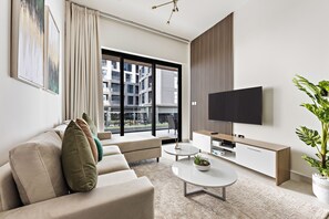 Deluxe Apartment | Living area - WelHome - Contemporary 1BR in Binghatti Canal & Burj Views (Dubai)