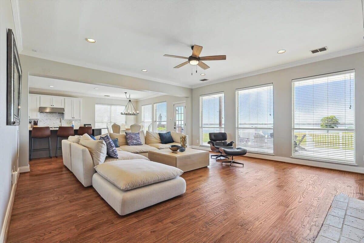 The Best Of Lakeside Living - Luxury At Its Finest - Rowlett, TX