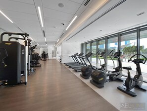 Gym - WelHome - Cozy 3BR With Maids Room & Access to Dubai Mall  (Dubai)