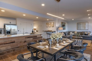 Condo, 4 Bedrooms | Dining - Bear Creek Lodge 412 4 Bedroom Condo by Alpine Lodging Telluride (Telluride)