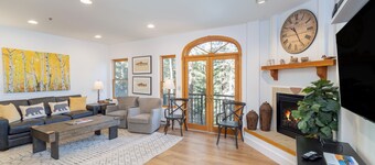 Bear Creek Lodge 205a 1 Bedroom Condo by Alpine Lodging Telluride