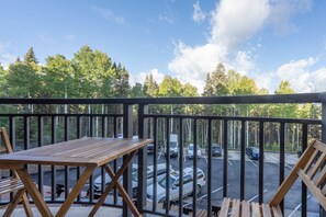 Condo, 1 phòng ngủ | Khu ẩm thực ngoài trời