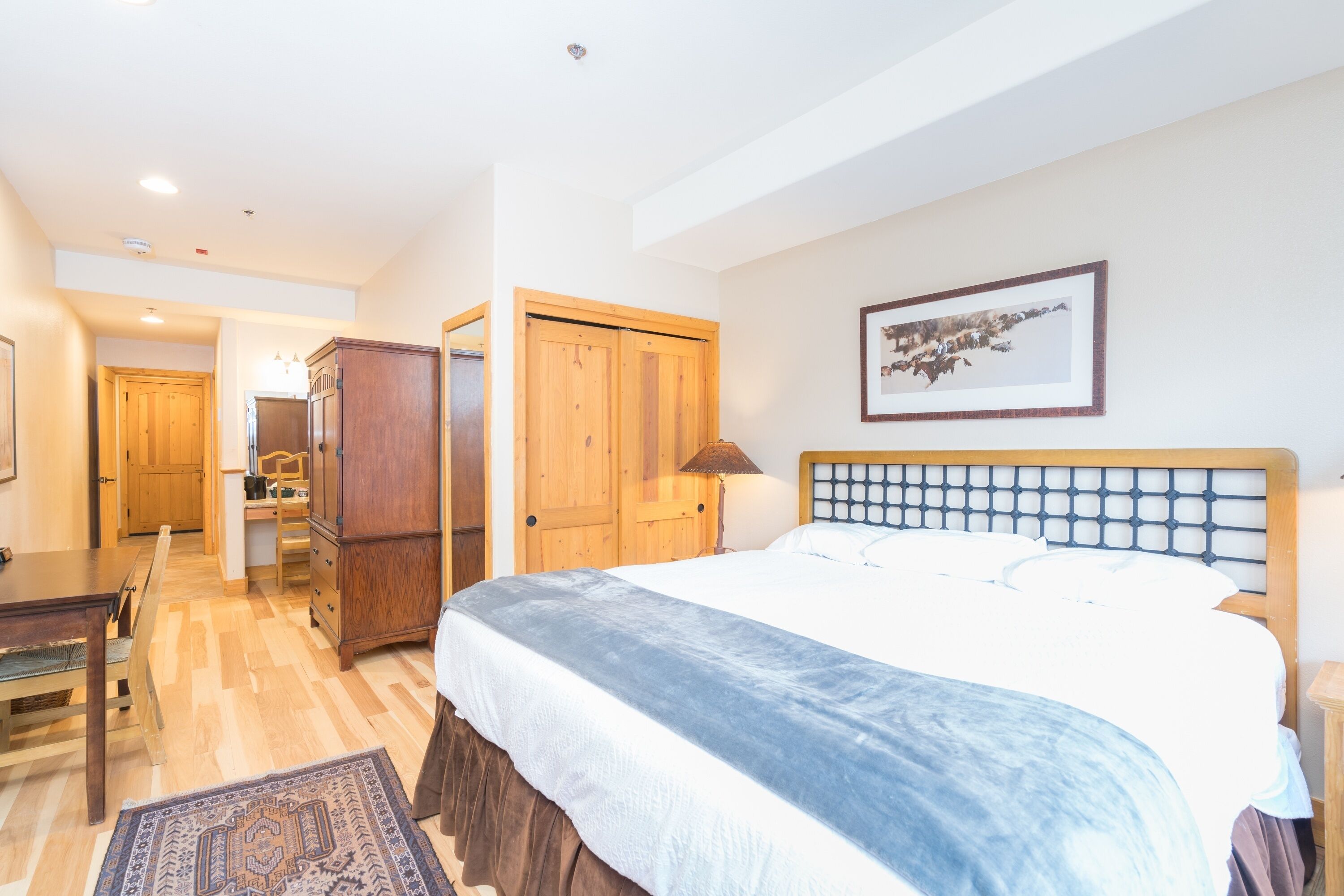Condo, 2 Bedrooms | 2 bedrooms, iron/ironing board, free WiFi