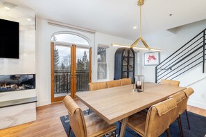 Lejlighed - 4 soveværelser | Spiseområde