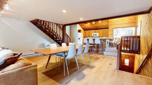 Condo, 3 Bedrooms | Living area | Smart TV