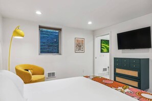 1 bedroom, iron/ironing board, travel crib, WiFi
