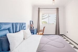 2 Schlafzimmer, Reisekinderbett, WLAN, Bettwäsche