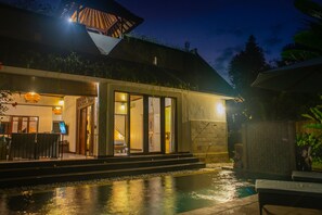 Exterior - Huge Villa w/ Pool and Spectacular Rooftop Patio! (Bali)