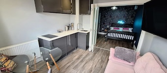 Boutique Annexe Close To Central Norwich & Airport