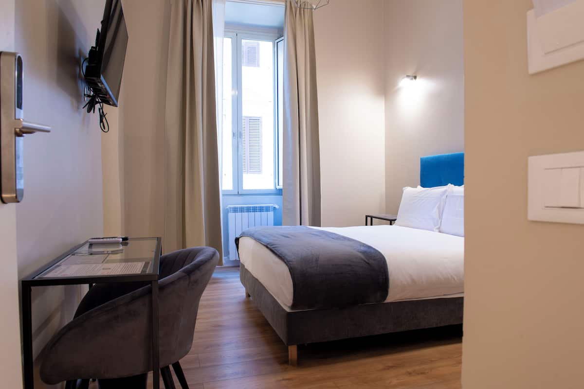 1 chambre, literie de qualité supérieure, couette en duvet d'oie