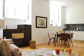 Dining - Alfama Prime by Homing (Lisbon)