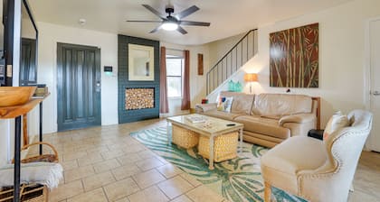 San Antonio Townhome: 3 Mi to Lackland Afb!