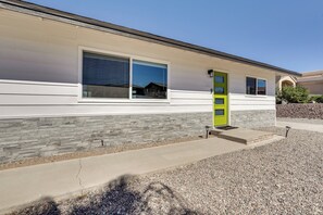 Interior - Patio + Private Casita: Lake Havasu City Home! (Lake Havasu City)