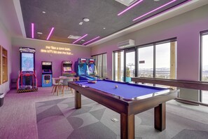 شقة (0 Bedroom) | المنشأة من الداخل