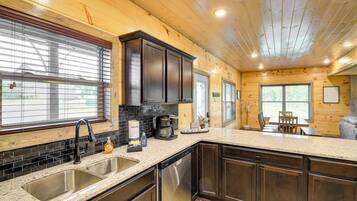 Rumah (4 Bedrooms) | Interior