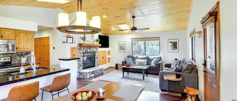 House (3 Bedrooms) | Front of property