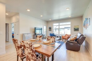 Apartment (3 Bedrooms) | Interior - Modern Livingston Condo Near Yellowstone River! (Livingston)