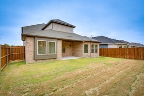 Exterior - Pet-friendly Fate Home w/ Yard & Fireplace! (Rockwall)