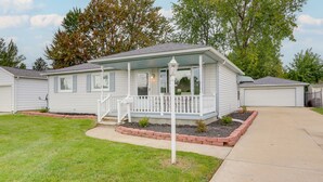 Exterior - Pet-friendly Lorain Retreat w/ Fenced Yard! (Lorain)