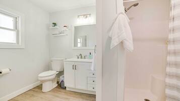 House (Multiple Bedrooms) | Interior