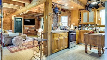 House (2 Bedrooms) | Front of property