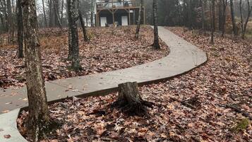 Enceinte de lâhĂ©bergement