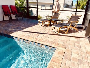 Et oppvarmet basseng