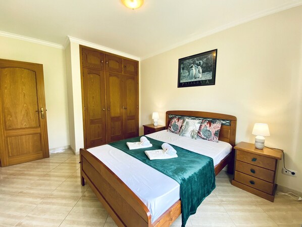 Căn hộ, 2 phòng ngủ, hiên | 2 phòng ngủ, bộ trải giường 