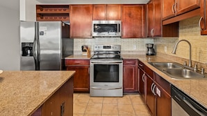 Coffee/tea maker, fridge, microwave, oven - Laketown Wharf #310 | Serene Views + Walk to Beach & Pool! (Panama City Beach)