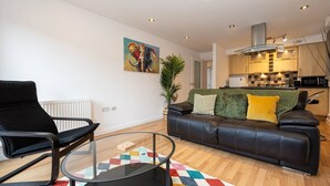 Unclassified image, 5 of 22, button - Withington Place
 (Withington)