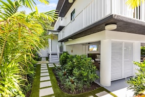 Exterior - POCKETFUL OF SUNSHINE ~ 5 BR Near Beach and Prime Fireworks Watching! (Key West)
