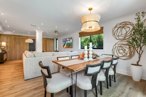Dining - POCKETFUL OF SUNSHINE ~ 5 BR Near Beach and Prime Fireworks Watching! (Key West)