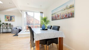 Dining - The Withington
 (Withington)