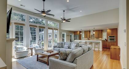 Five Bedroom Palmetto Dunes Home - Quick Walk to Beach - Private Pool/Spa