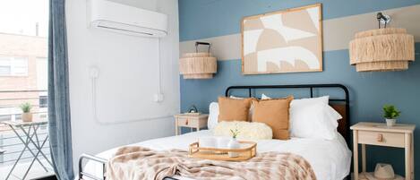 Skrivebord, strygejern/strygebræt, Wi-Fi, sengetøj