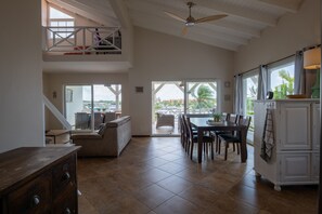 Interior - Private Resort located at the Spanish Water near Jan Thiel Culinary Beach. (Jan Thiel)