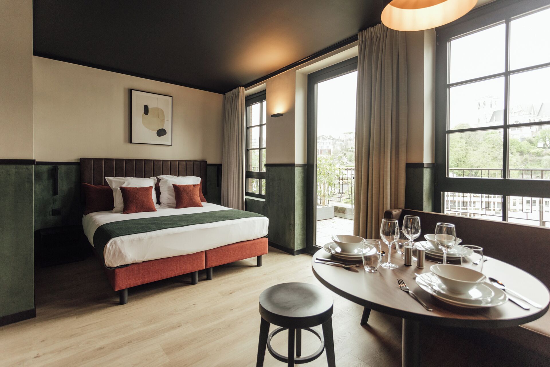 Superior studio, terras | Een strijkplank/strijkijzer, babybedden, gratis wifi, beddengoed