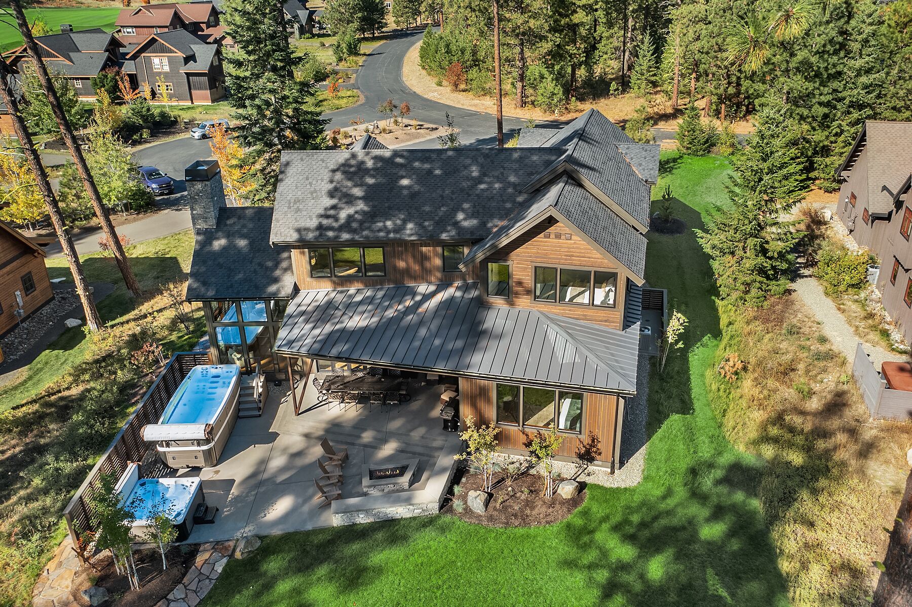 Suncadia's #1 6BR/6BA Luxury Retreat! Huge Swim Spa*Hot Tub*Game Room*5 Mstrs