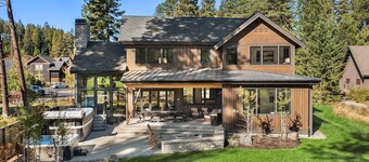 Suncadia's #1 6BR/6BA Luxury Retreat! Huge Swim Spa*Hot Tub*Game Room*5 Mstrs