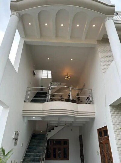 Luxury 2bhk in Central Gwalior!