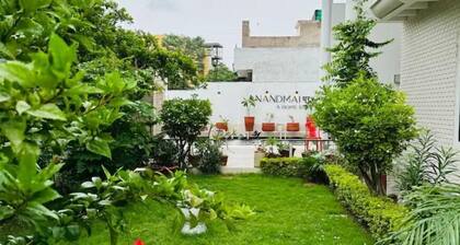 Luxury 2bhk in Central Gwalior!