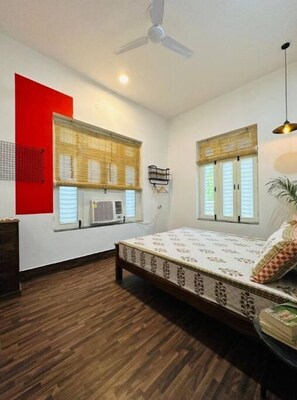 6 bedrooms